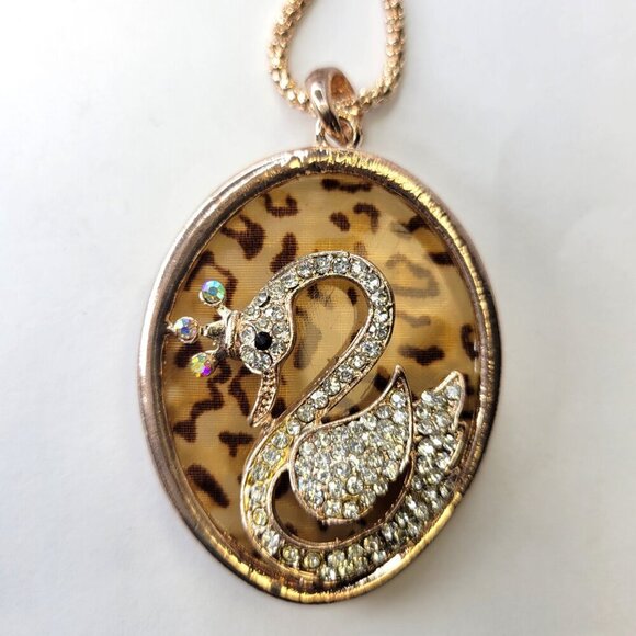 Crystal Swan Pendant Necklace - Picture 5 of 8
